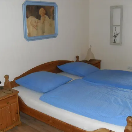 Gaestezimmer Waldblick בית אירוח